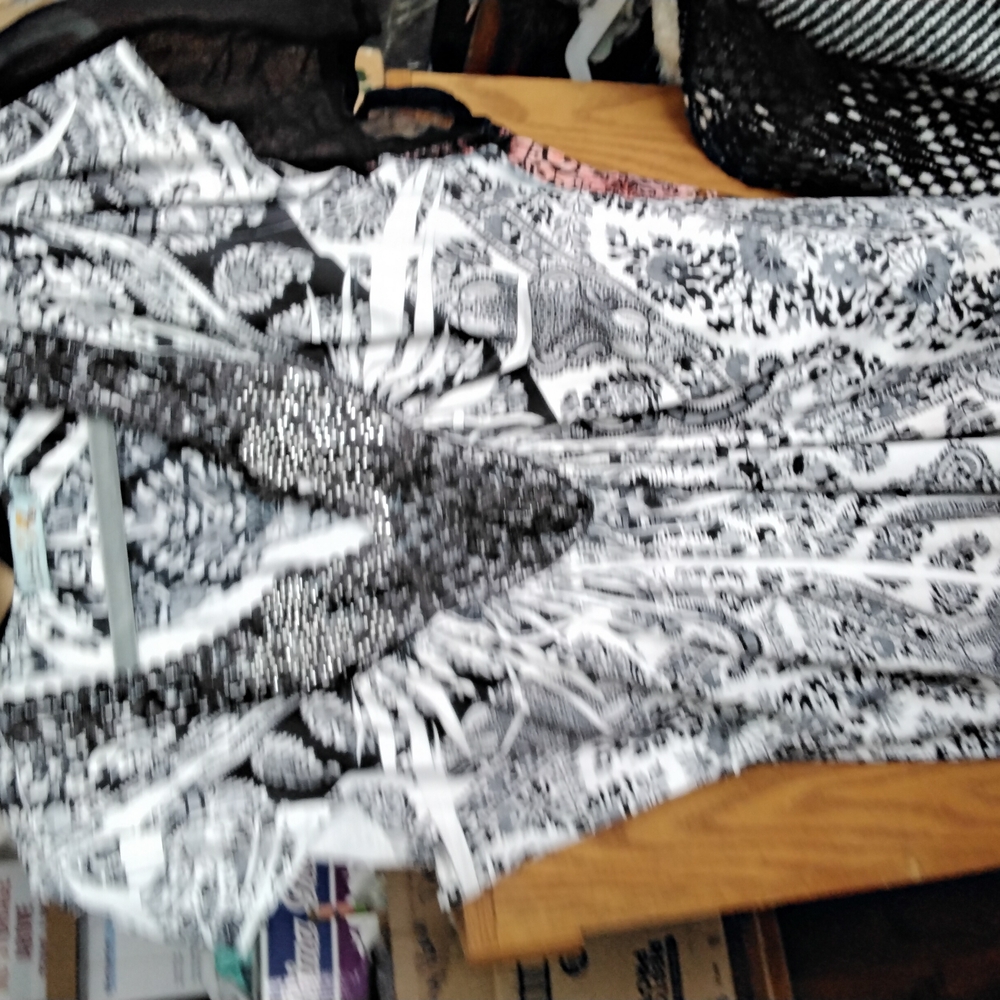 Black and White Short Sleeve Tee